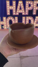 Load and play video in Gallery viewer, Clay Corazón Mug
